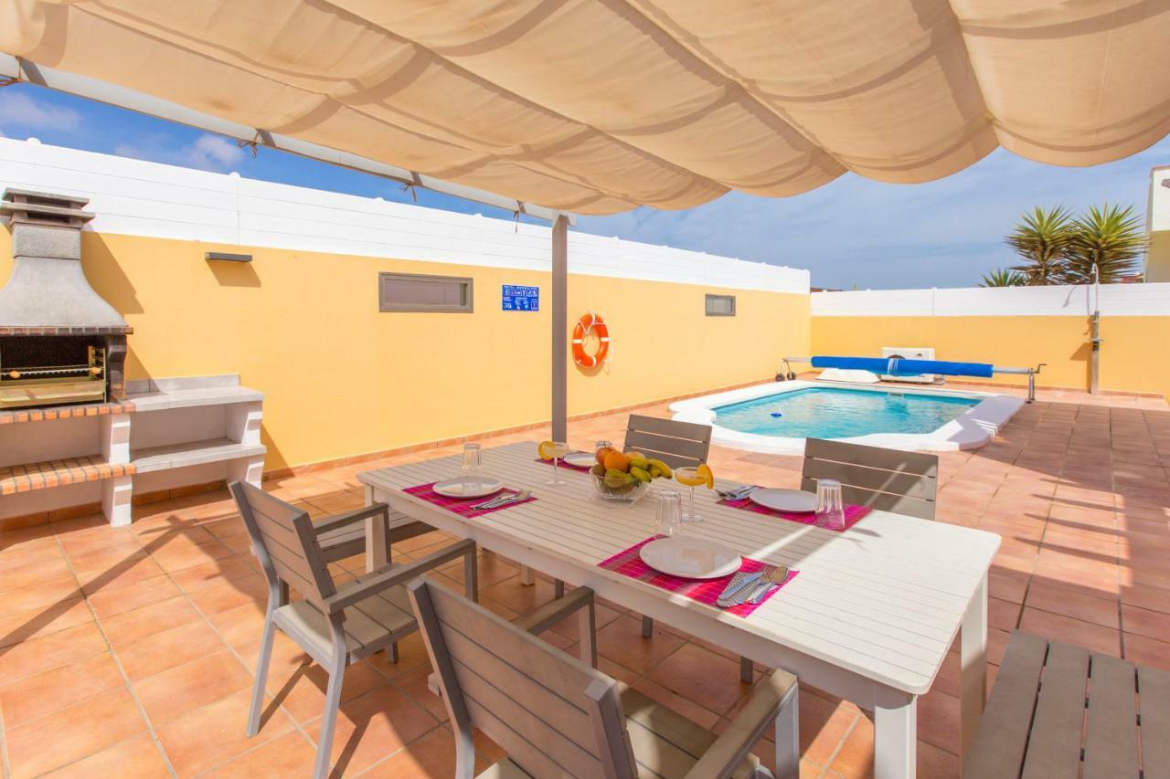 Villa Bella Lucia 3. Piscina Climatizada, Wifi, Bbq. Corralejo Luaran gambar