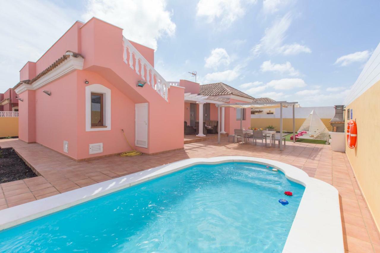 Villa Bella Lucia 3. Piscina Climatizada, Wifi, Bbq. Corralejo Luaran gambar