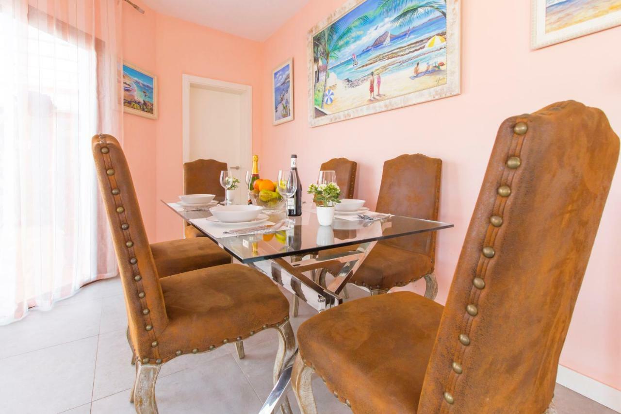 Villa Bella Lucia 3. Piscina Climatizada, Wifi, Bbq. Corralejo Luaran gambar