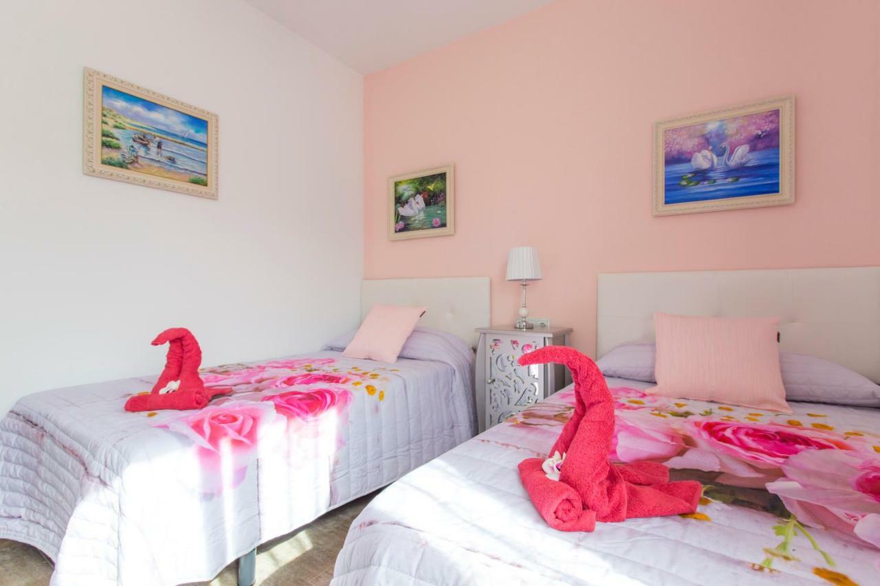 Villa Bella Lucia 3. Piscina Climatizada, Wifi, Bbq. Corralejo Luaran gambar